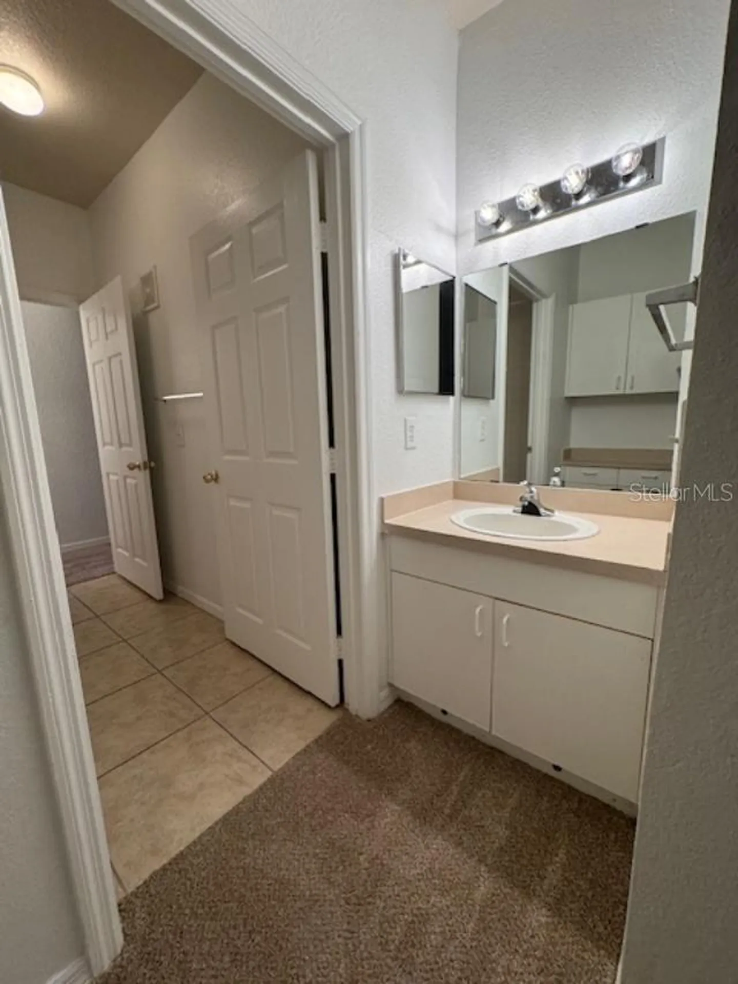 3611 Conroy Orlando FL 32839