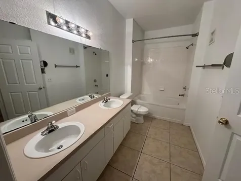 3611 Conroy Orlando FL 32839