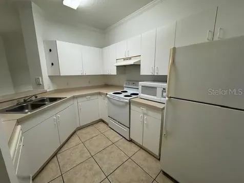 3611 Conroy Orlando FL 32839