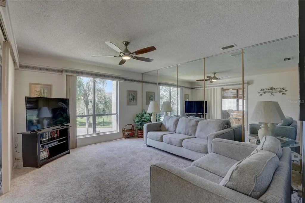 428 Windrush Bay Drive Tarpon Springs FL 34689