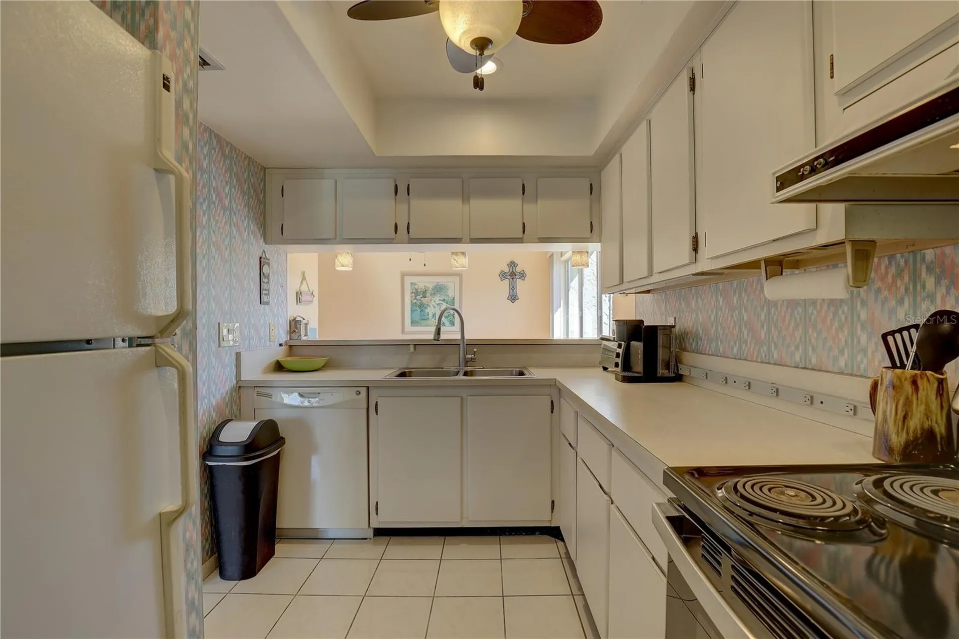 428 Windrush Bay Drive Tarpon Springs FL 34689