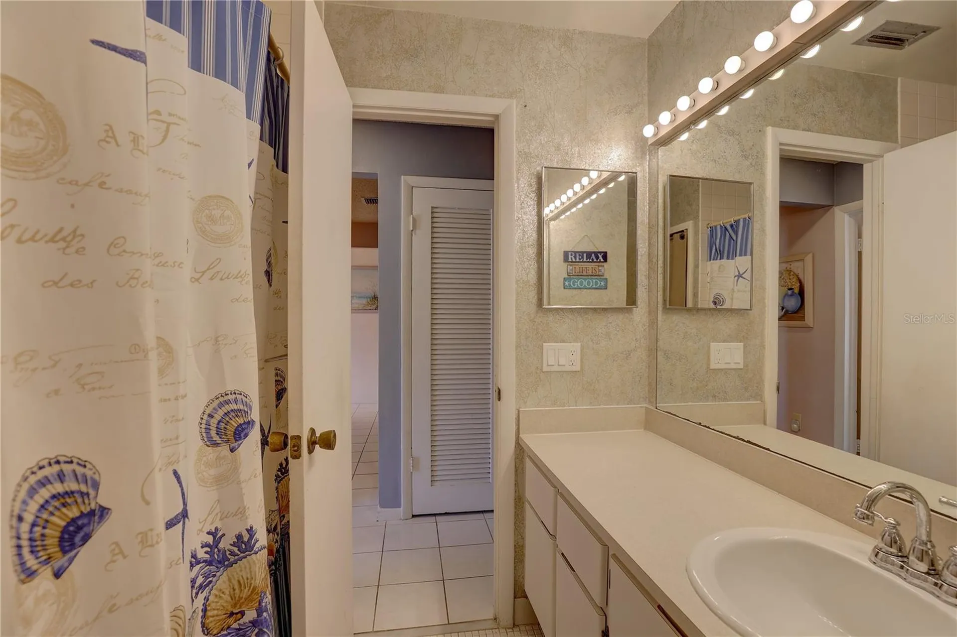 428 Windrush Bay Drive Tarpon Springs FL 34689