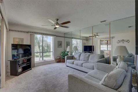 428 Windrush Bay Drive Tarpon Springs FL 34689