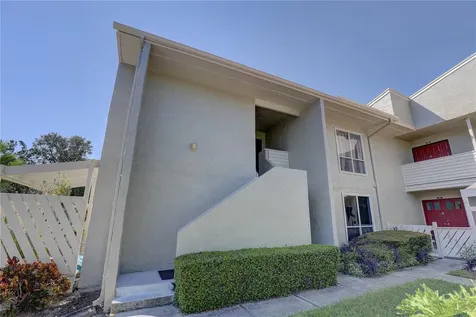 428 Windrush Bay Drive Tarpon Springs FL 34689