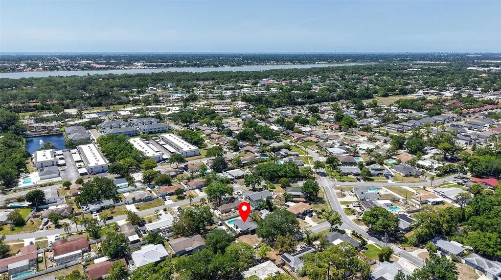 7772 90th Way Seminole FL 33777