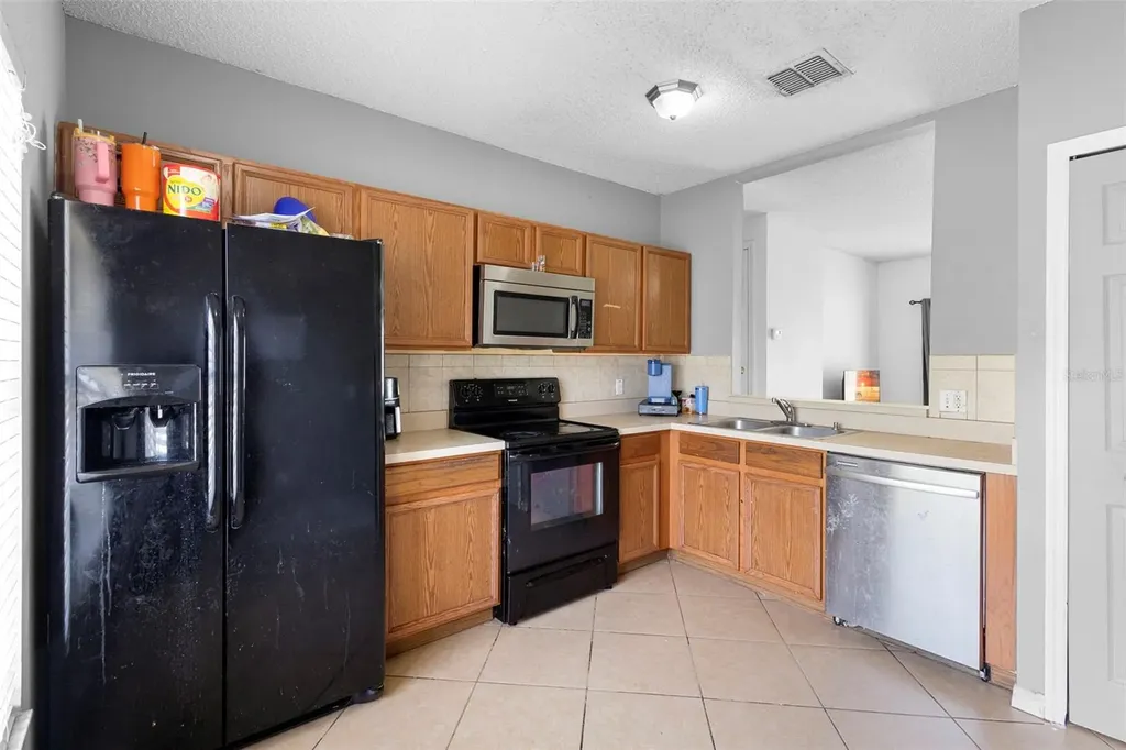 1040 Cannock Drive Kissimmee FL 34758