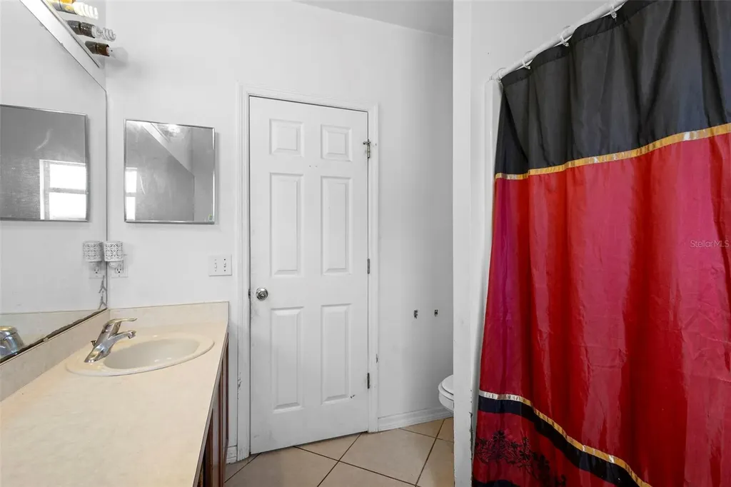 1040 Cannock Drive Kissimmee FL 34758