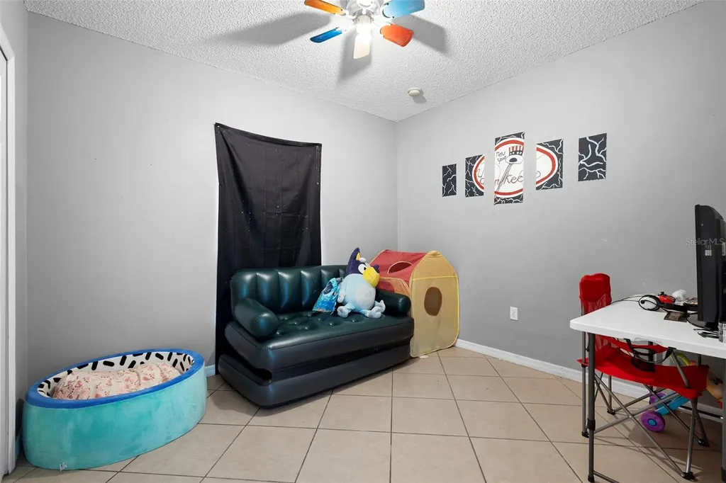 1040 Cannock Drive Kissimmee FL 34758