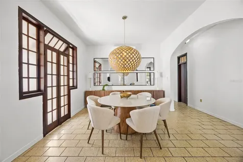 652 Calle Hernandez Miramar PR 00907