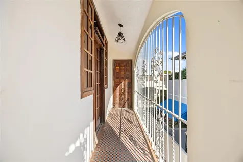 652 Calle Hernandez Miramar PR 00907