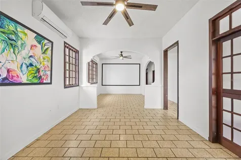 652 Calle Hernandez Miramar PR 00907