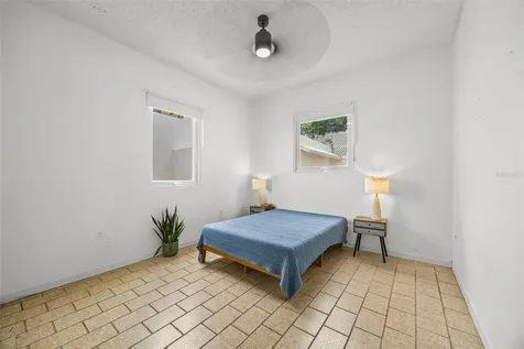 652 Calle Hernandez Miramar PR 00907