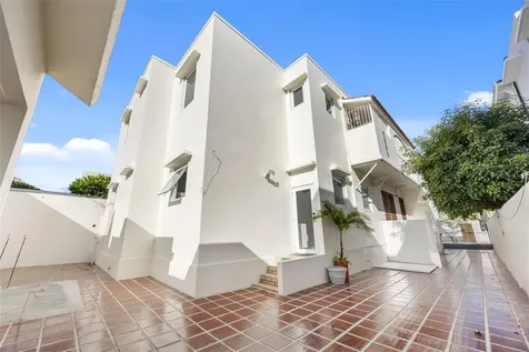652 Calle Hernandez Miramar PR 00907