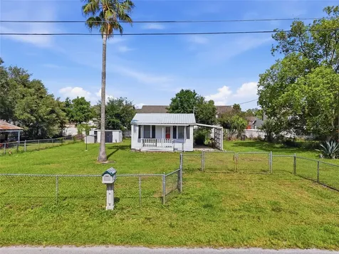 1705 Delaware Avenue St Cloud FL 34769