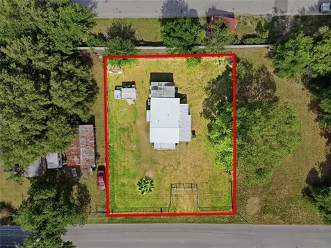 1705 Delaware Avenue St Cloud FL 34769