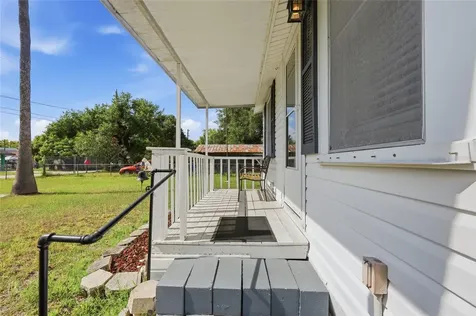 1705 Delaware Avenue St Cloud FL 34769