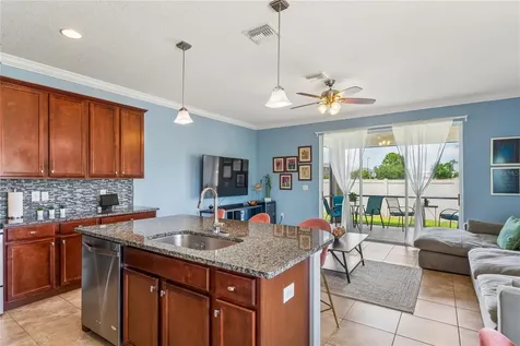 4043 69th Terrace N Pinellas Park FL 33781