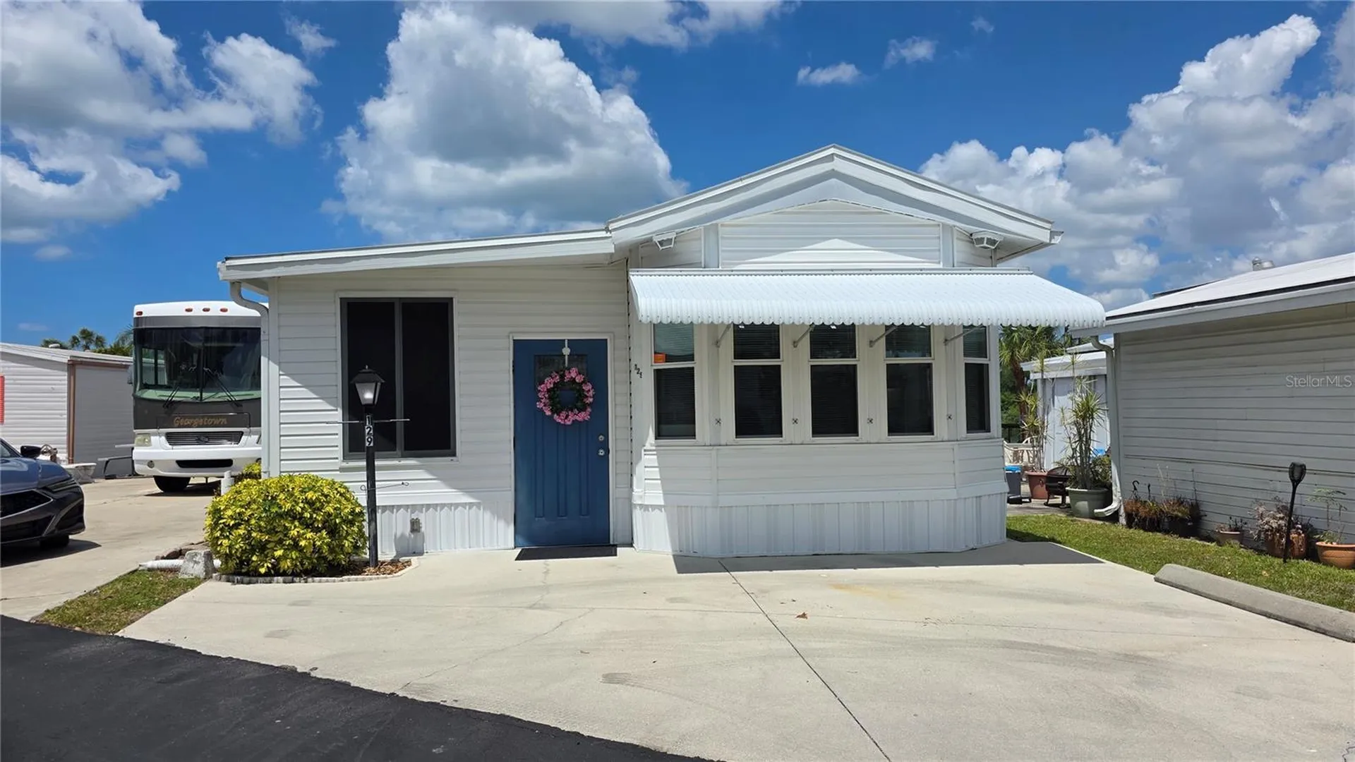 1674 University Parkway Lot 129 Sarasota FL 34243