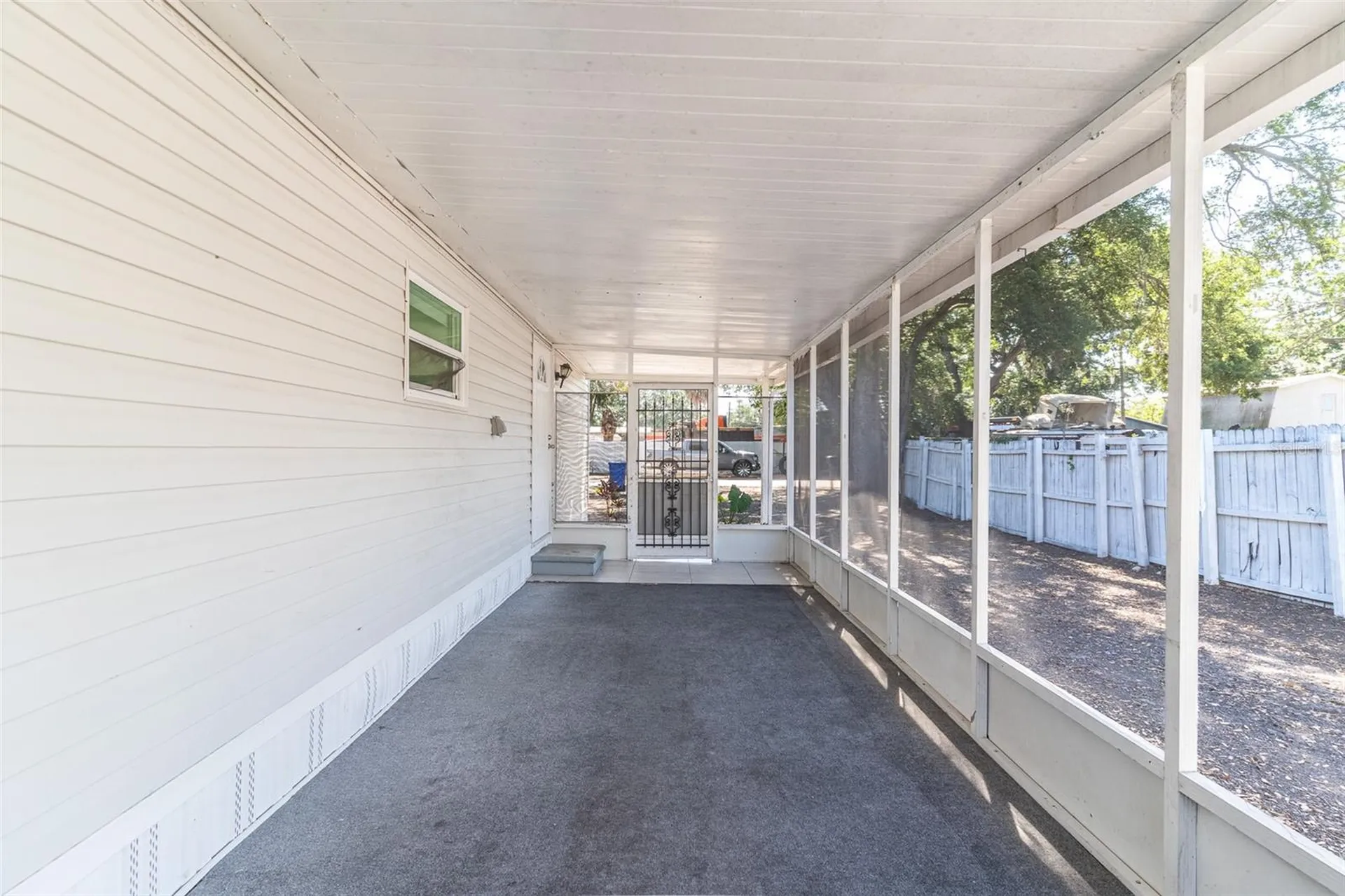 5807 Barry Lane Tampa FL 33634