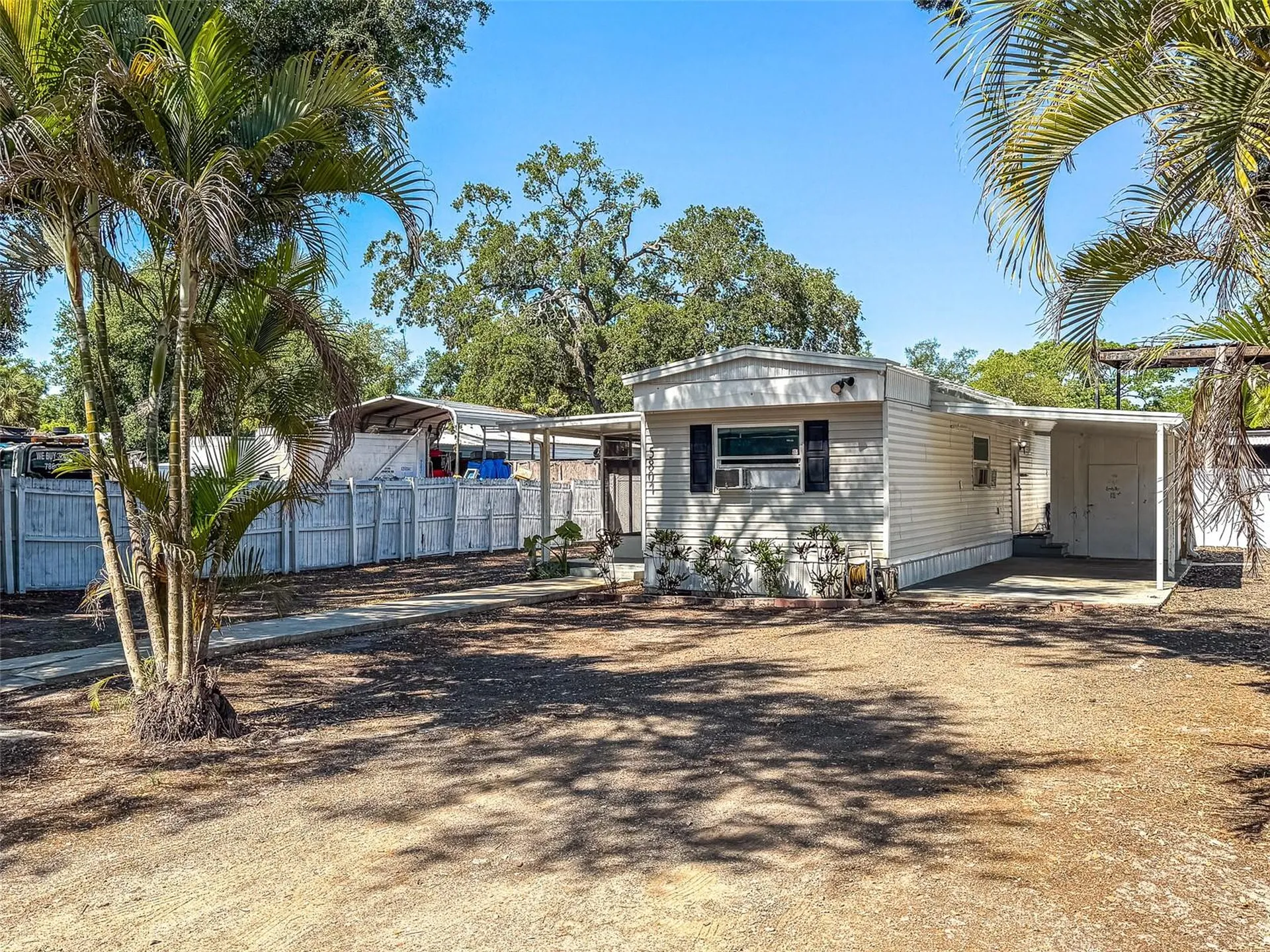 5807 Barry Lane Tampa FL 33634