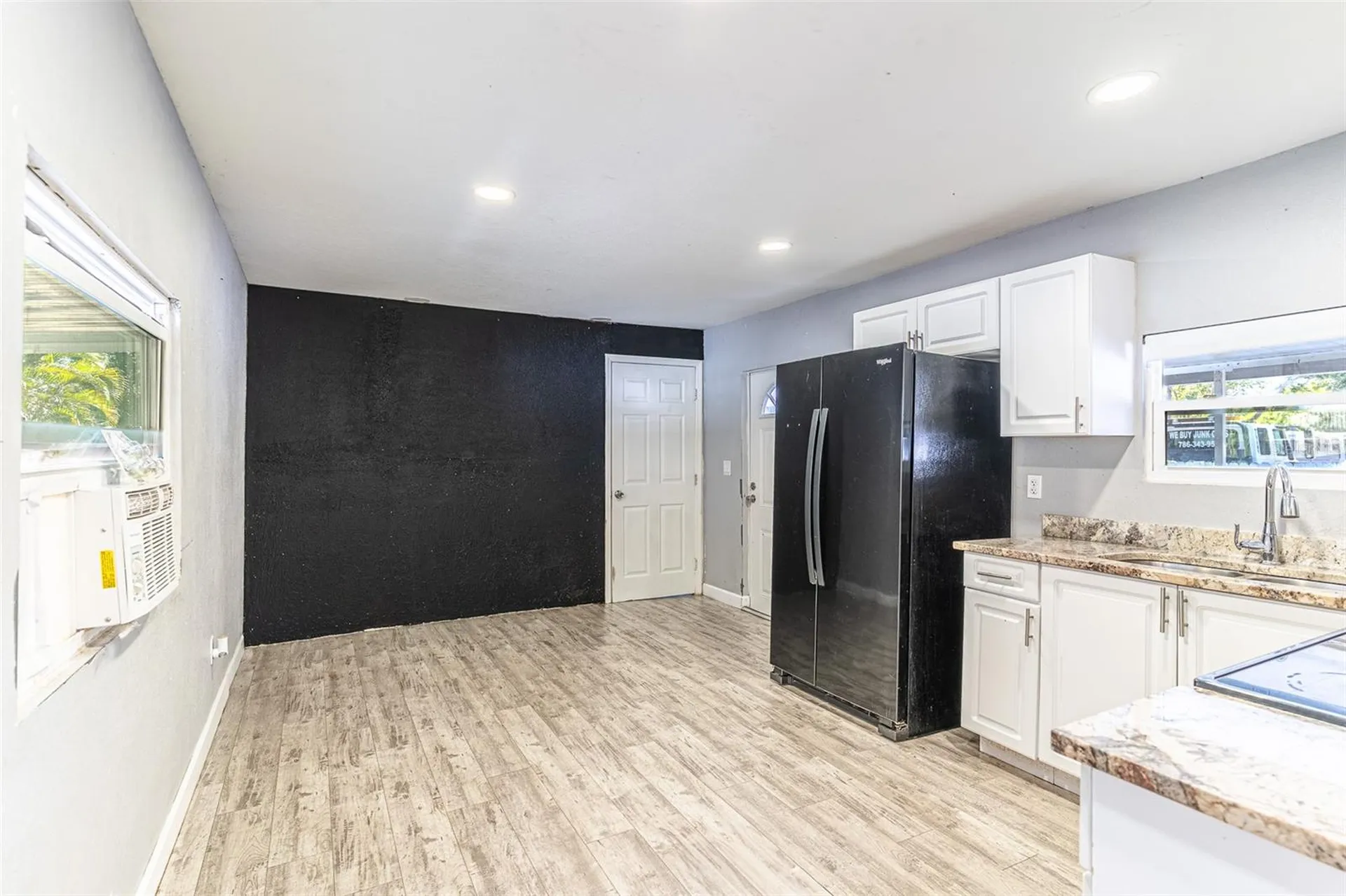 5807 Barry Lane Tampa FL 33634