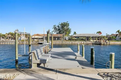 1984 Kansas Avenue NE St Petersburg FL 33703