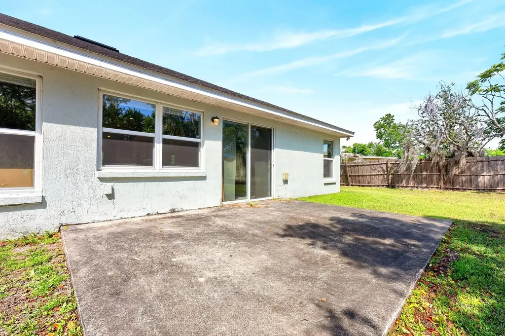 1031 Monterey Drive Deltona FL 32725