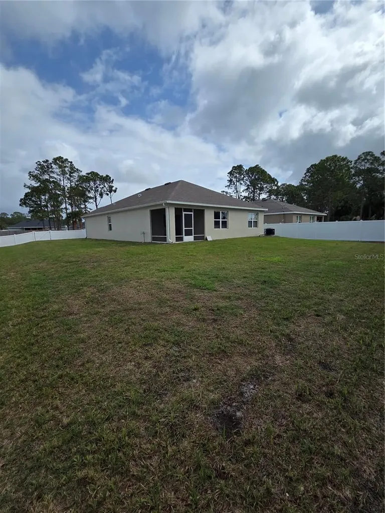 466 Haleybury Street SW Palm Bay FL 32908