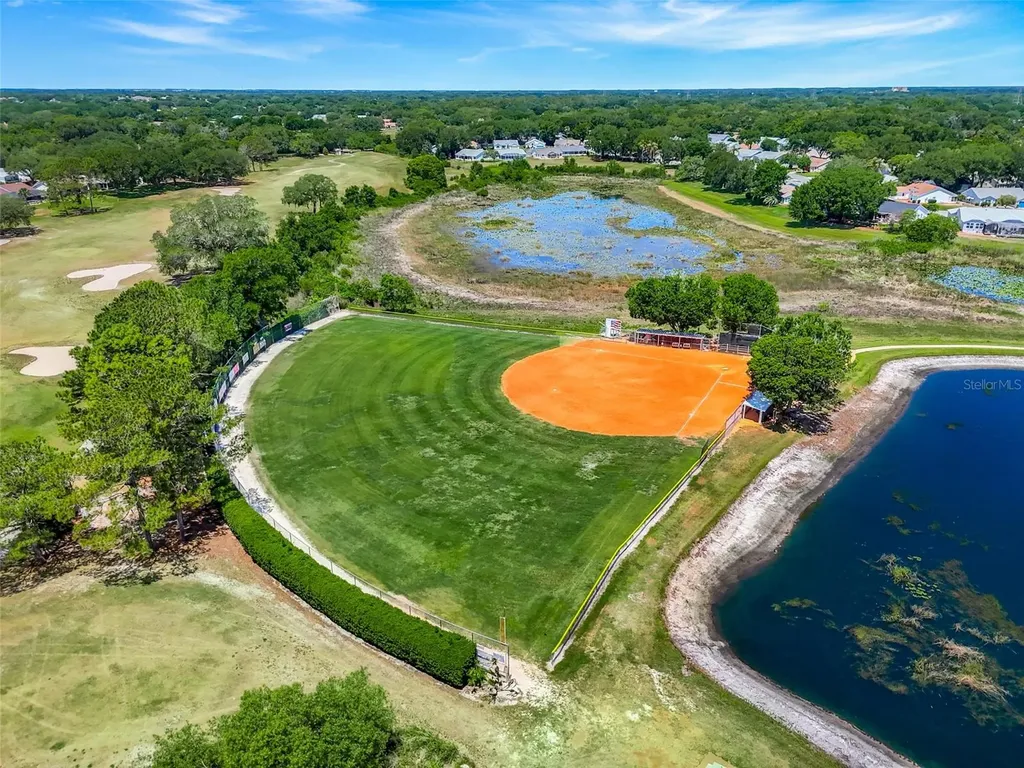 25212 Clifford Hill Leesburg FL 34748