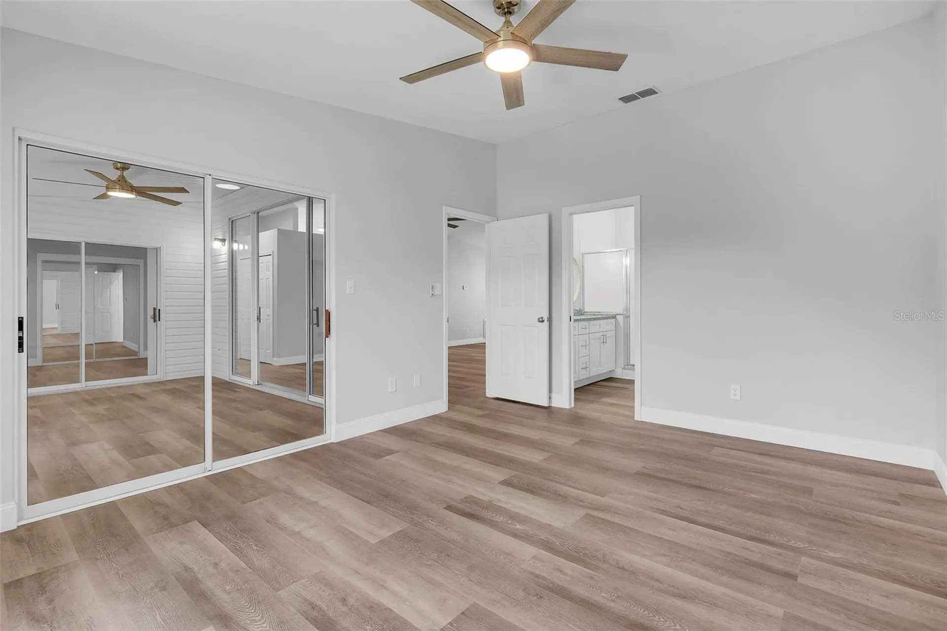 25212 Clifford Hill Leesburg FL 34748