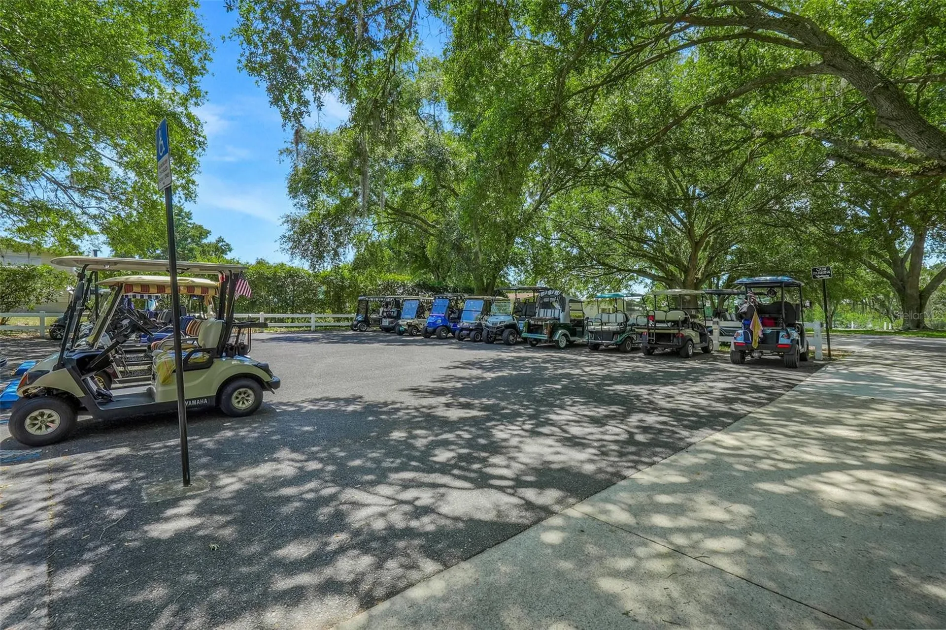 25212 Clifford Hill Leesburg FL 34748