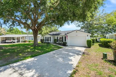 25212 Clifford Hill Leesburg FL 34748