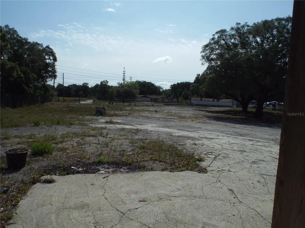 2200 Clarcona Road Apopka FL 32703