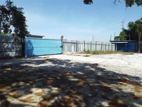 2200 Clarcona Road Apopka FL 32703