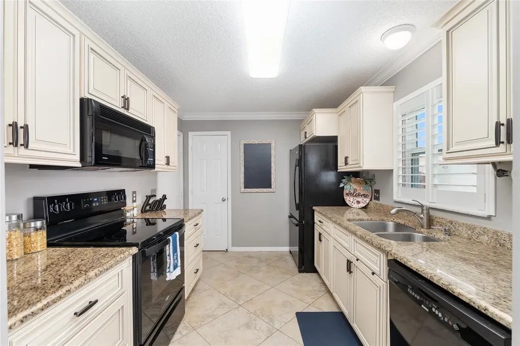 963 Avalon Avenue The Villages FL 32159