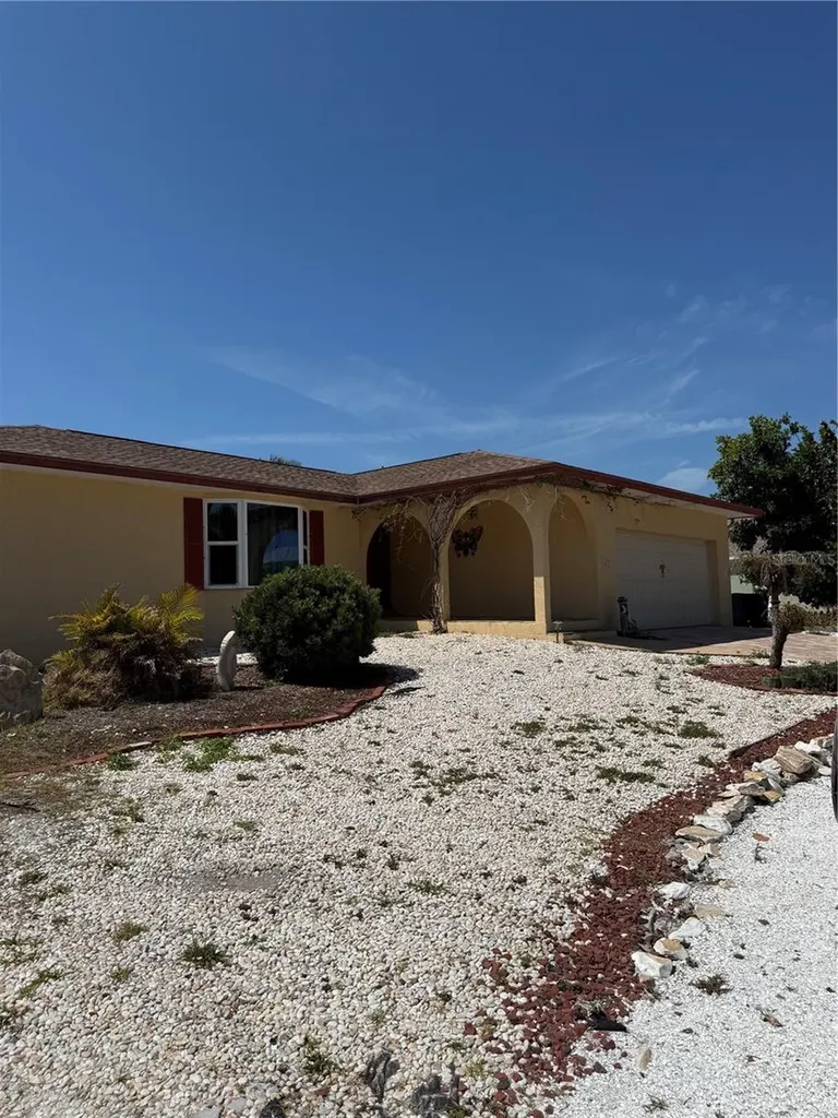 541 De Narvaez Drive Longboat Key FL 34228