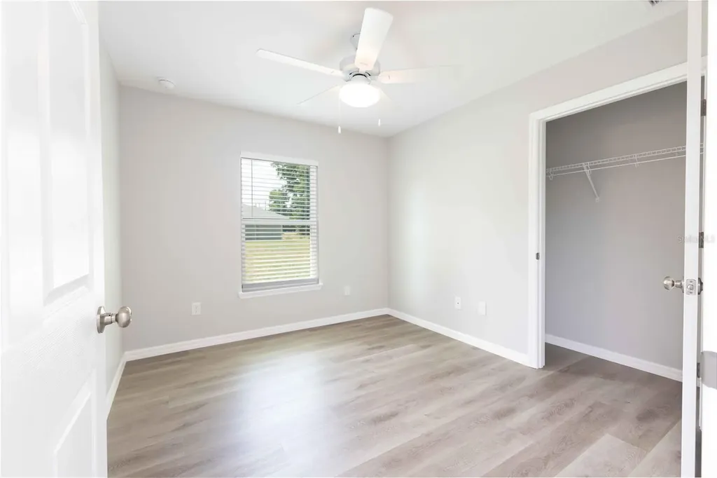 10068 Cr 229 Oxford FL 34484