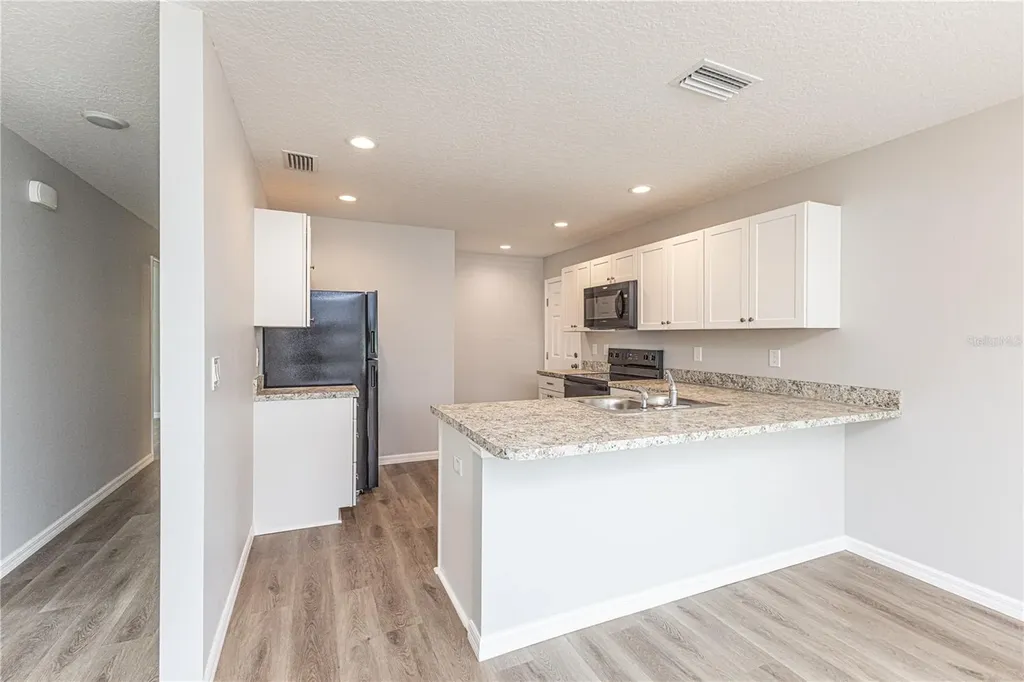 10068 Cr 229 Oxford FL 34484