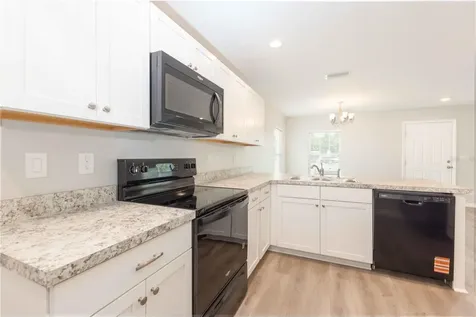 10068 Cr 229 Oxford FL 34484