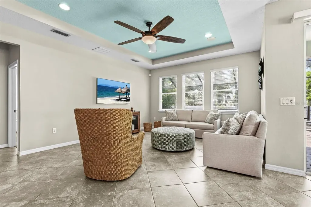 5309 Charlie Brown Lane Sarasota FL 34233