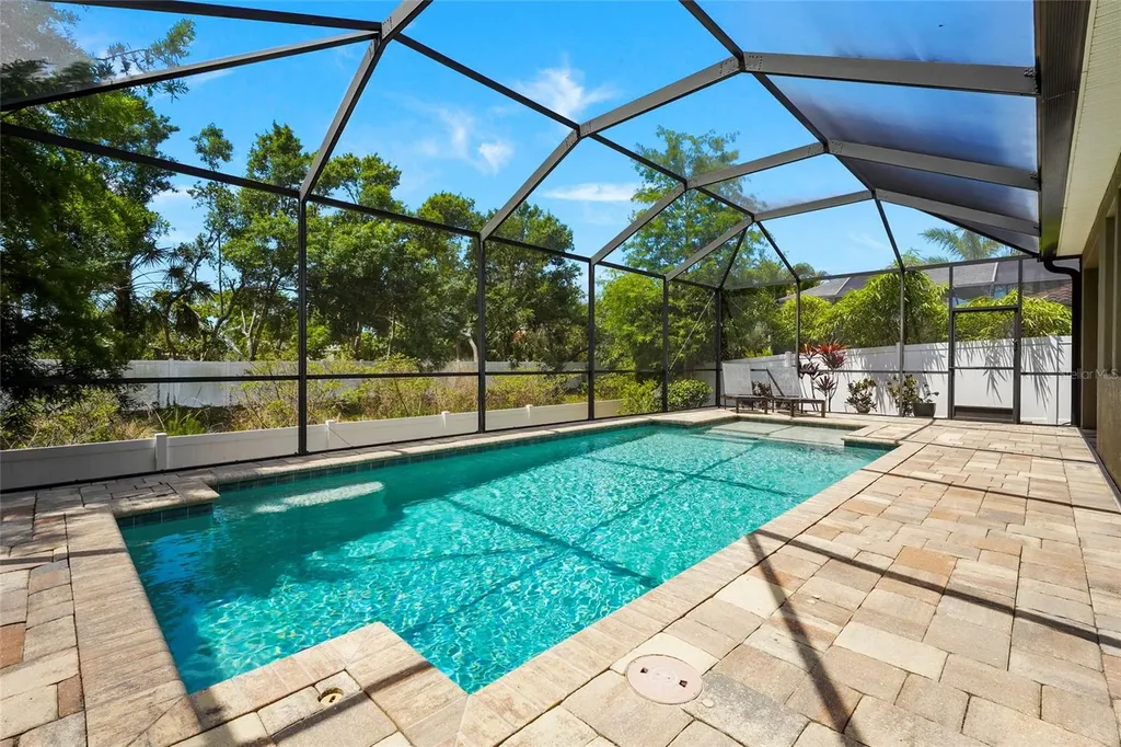 5309 Charlie Brown Lane Sarasota FL 34233