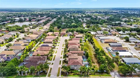 5309 Charlie Brown Lane Sarasota FL 34233