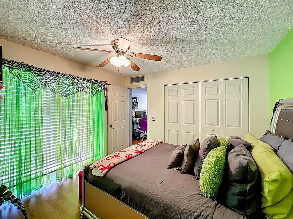 1458 N Lawnwood Circle Fort Pierce FL 34950