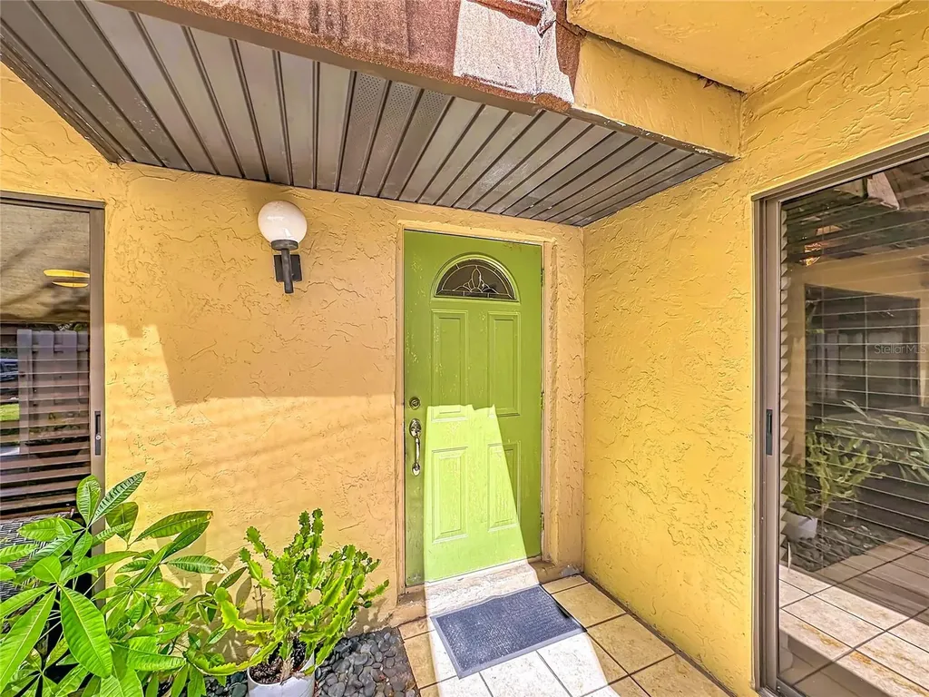 1458 N Lawnwood Circle Fort Pierce FL 34950