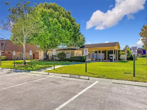 1458 N Lawnwood Circle Fort Pierce FL 34950