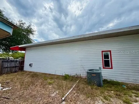 1180 S Main Street Bell FL 32619