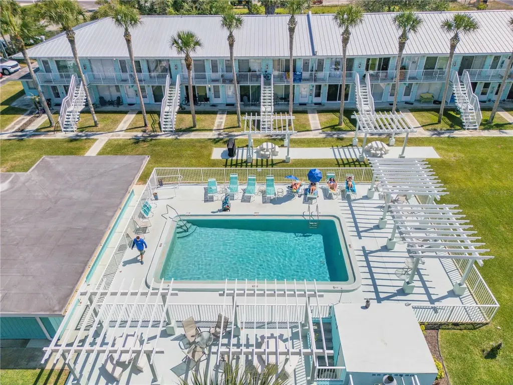 541 S Peninsula Avenue New Smyrna Beach FL 32169