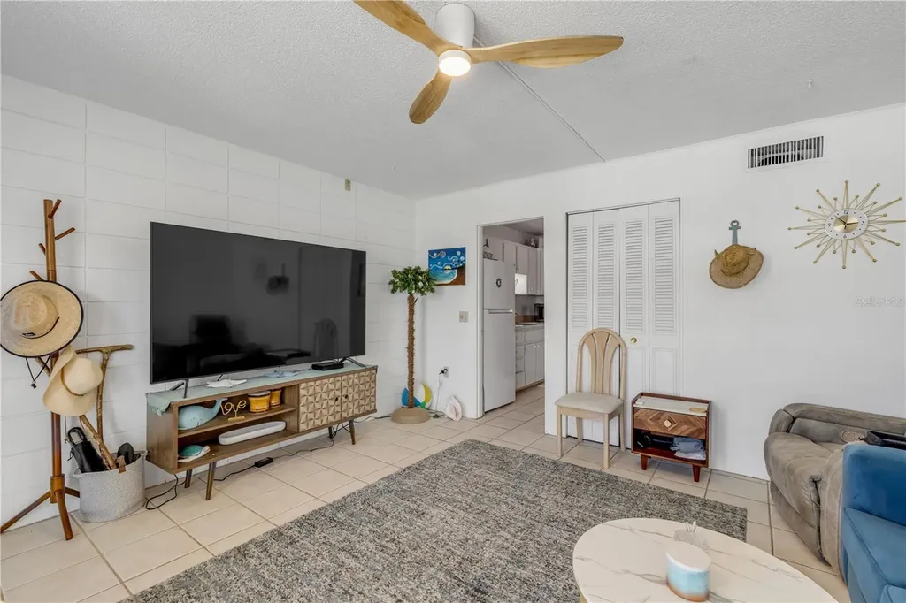 541 S Peninsula Avenue New Smyrna Beach FL 32169
