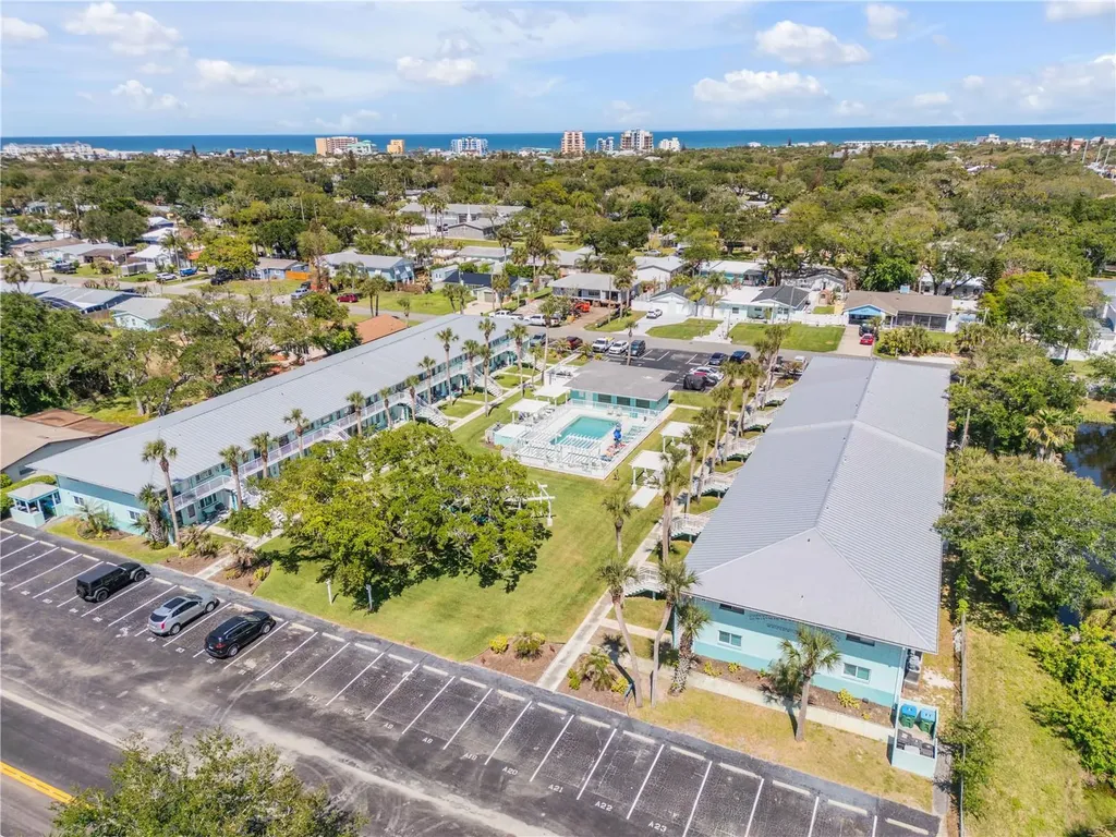 541 S Peninsula Avenue New Smyrna Beach FL 32169