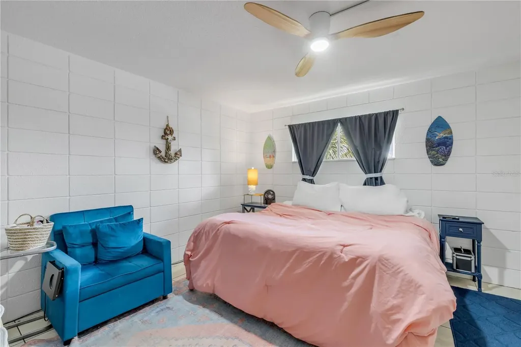 541 S Peninsula Avenue New Smyrna Beach FL 32169